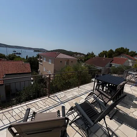 Koko * Rogoznica (Sibenik-Knin)