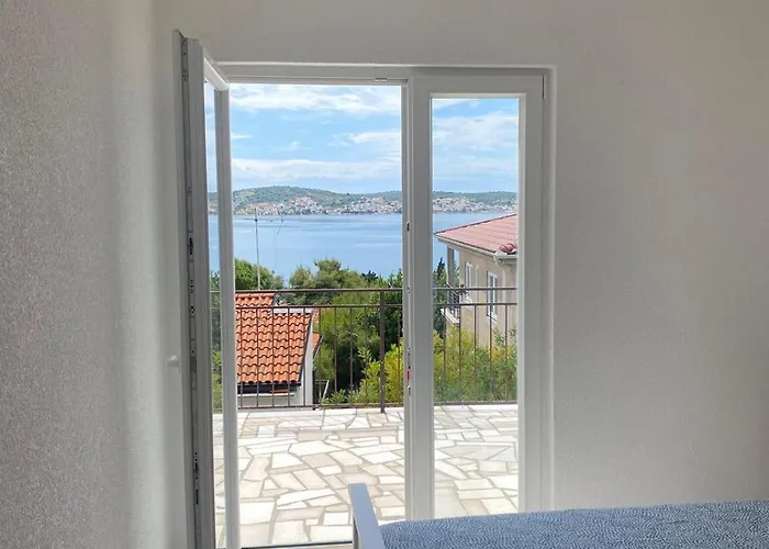 Koko * Rogoznica (Sibenik-Knin)