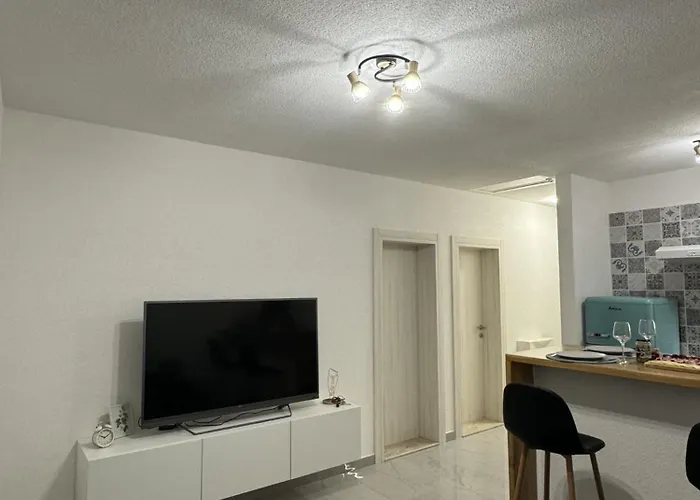 Koko Rogoznica (Sibenik-Knin)